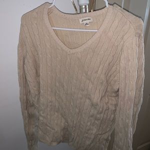 Long sleeve knitted v-neck
